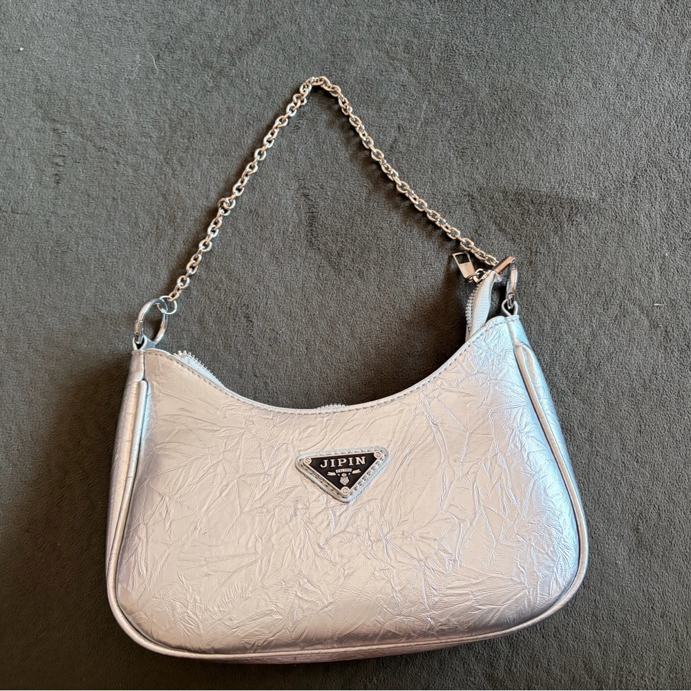 Silver Chain Shoulder Bag